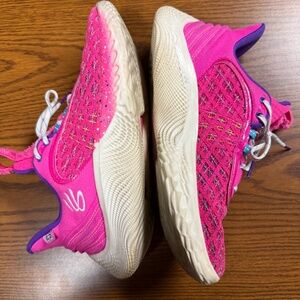 UA Curry 9 Abby Cadabby